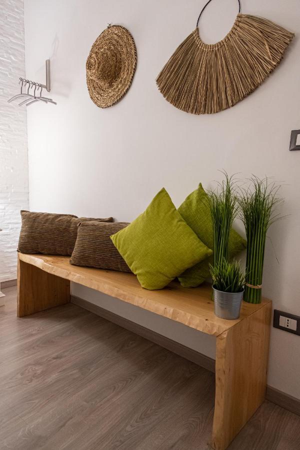 Il Giardino Di Sybar Apartment Lecce Luaran gambar