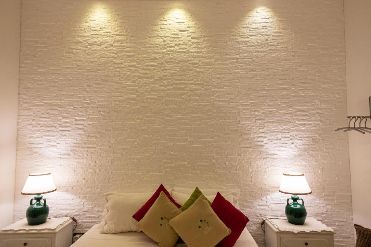Il Giardino Di Sybar Apartment Lecce Luaran gambar