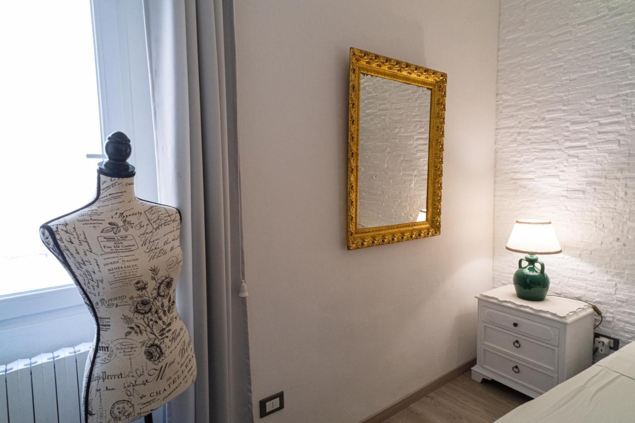 Il Giardino Di Sybar Apartment Lecce Luaran gambar