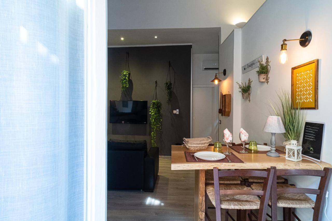 Il Giardino Di Sybar Apartment Lecce Luaran gambar