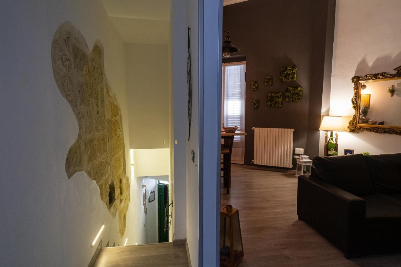 Il Giardino Di Sybar Apartment Lecce Luaran gambar